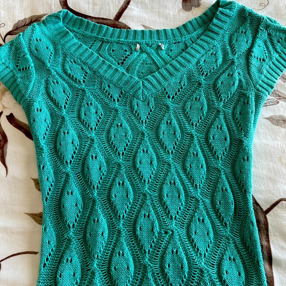 Crochet V neck sweater - Picture 6 of 6